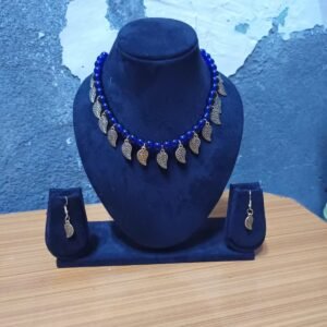 Blue beads and golden charms Necklace set