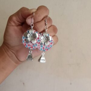 Pink 🩷 print fabric and silver earring