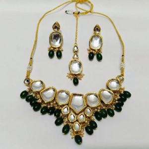 Green Kundan necklace