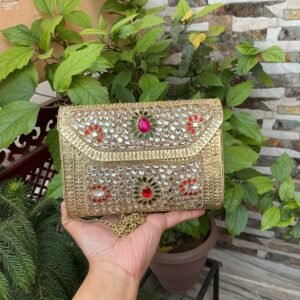 Kundan clutch