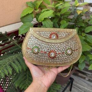 Kundan clutch
