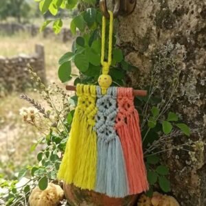 Macrame mini wall hanging