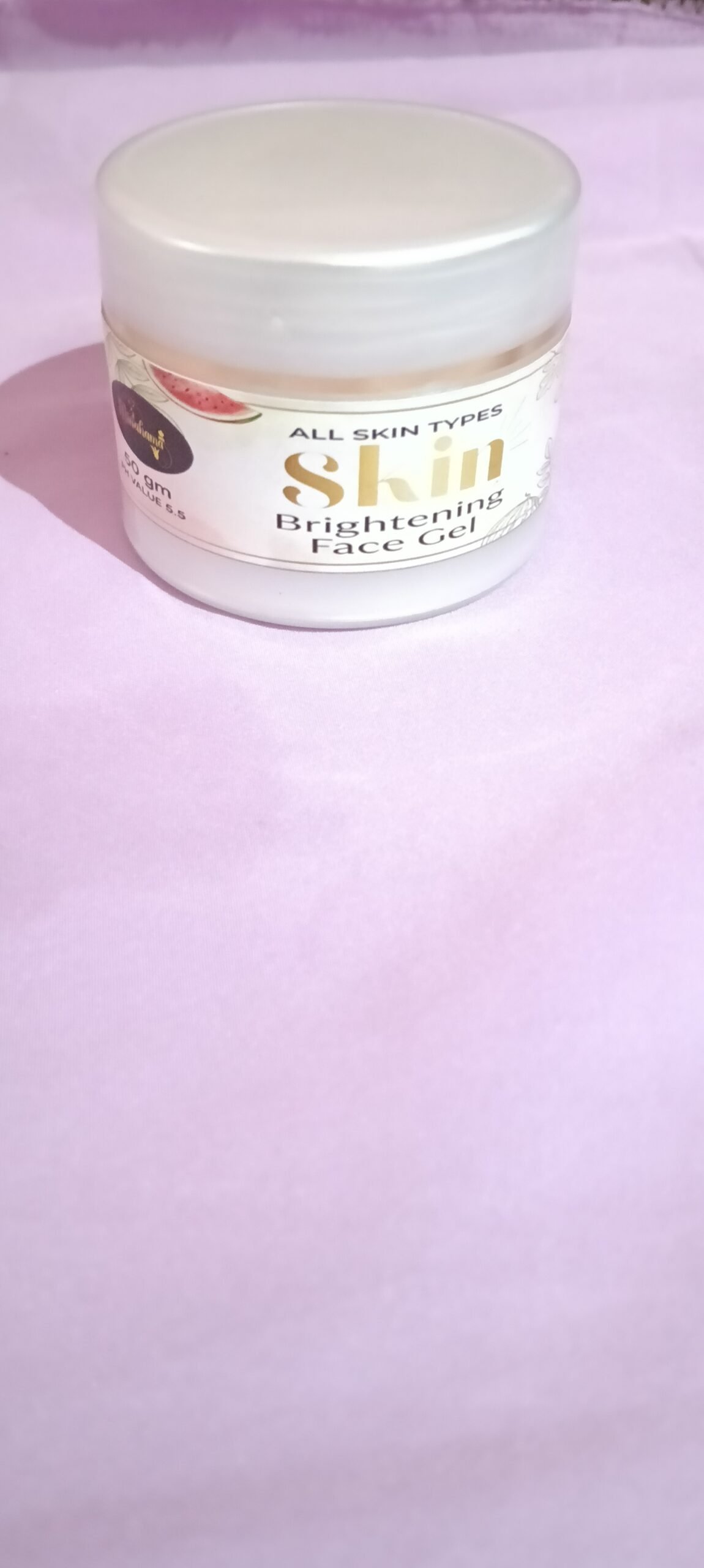 Skin brightening face gel