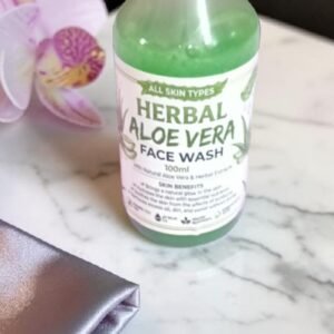 Herbal alovera face wash