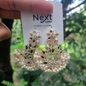 Stylish earrings