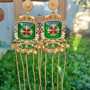 Stylish earrings