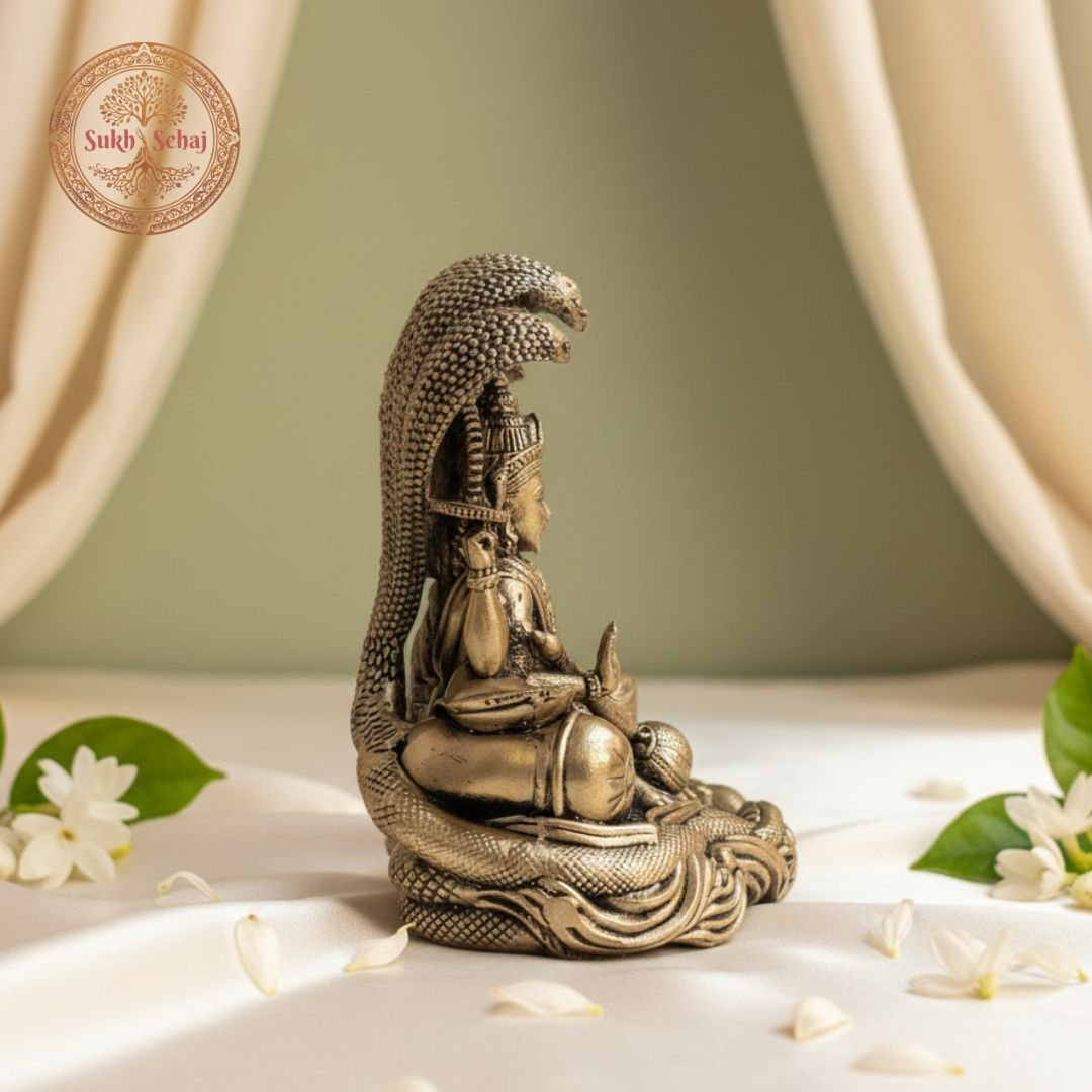 Shree Lakshmi Narayan Murti | Brass Murti | Handcrafted, Antique Finish, 4.5 Inch Length, for Home Temple, Decor, Pooja Ritual and Gifting - Image 4