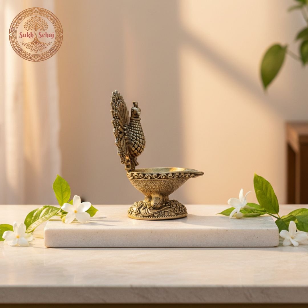Mayur Deepak, Peacock Diya, Brass, Handcrafted, Antique Yellow Finish, 2.5 Inch Height (Small Diya), Oil Lamp Home Temple, Decor, Pooja Ritual and Gifting - Image 4