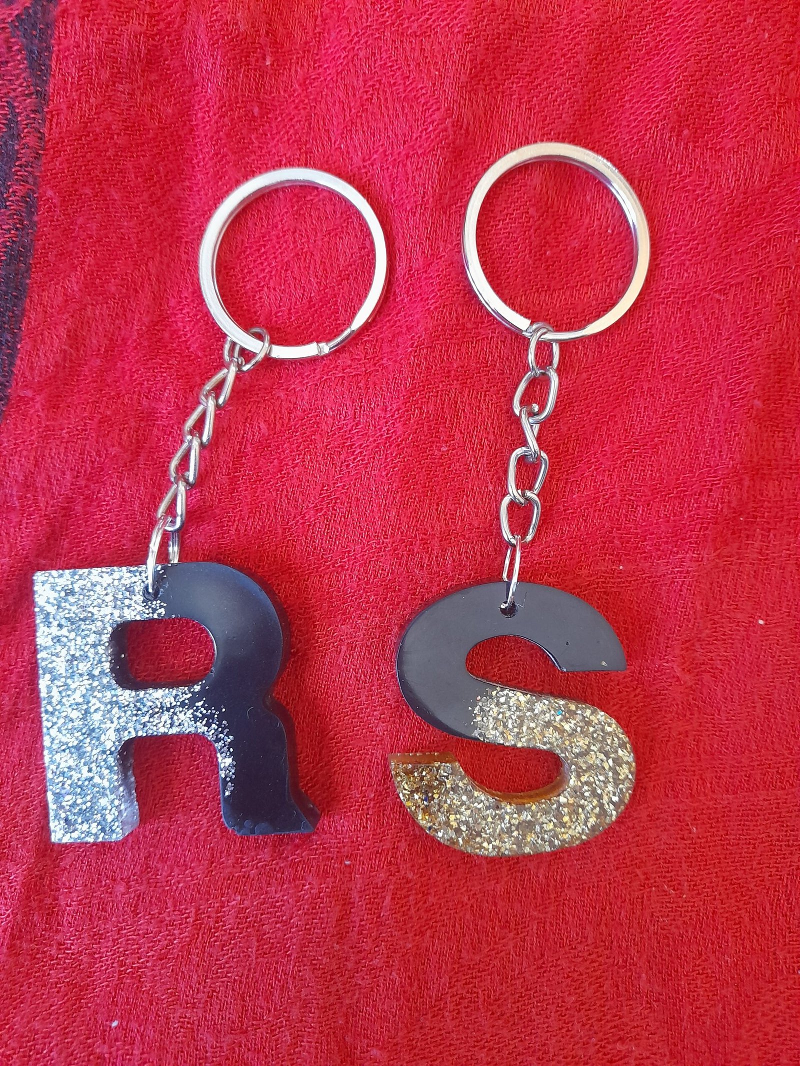 Resin handmade keychain - Image 5