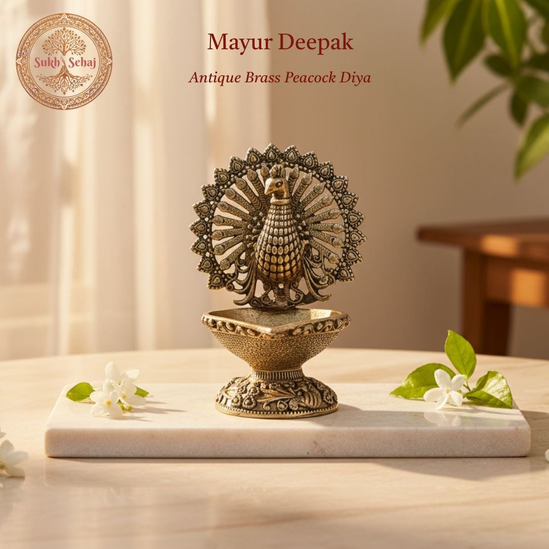 Mayur Deepak, Peacock Diya, Brass, Handcrafted, Antique Yellow Finish, 2.5 Inch Height (Small Diya), Oil Lamp Home Temple, Decor, Pooja Ritual and Gifting