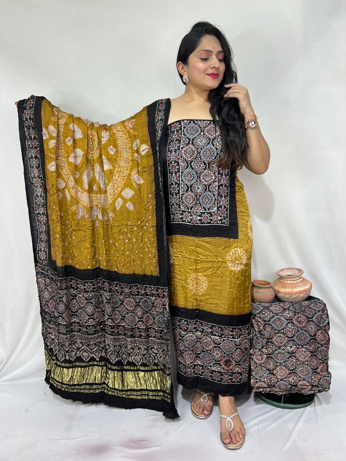 Bandhej dress material - Image 3