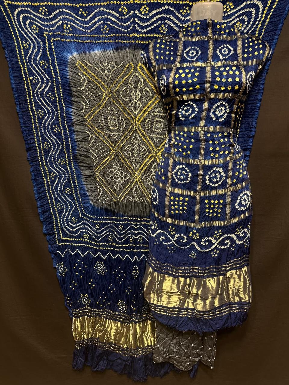 Bandhej dress material - Image 2